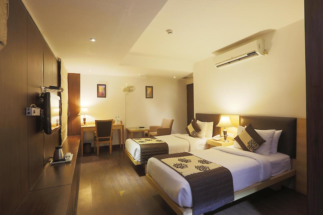 Hotel Arch Plaza - Near Yashobhoomi Convention Centre Dwarka New Delhi Buitenkant foto