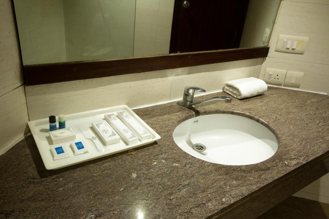 Hotel Arch Plaza - Near Yashobhoomi Convention Centre Dwarka New Delhi Buitenkant foto